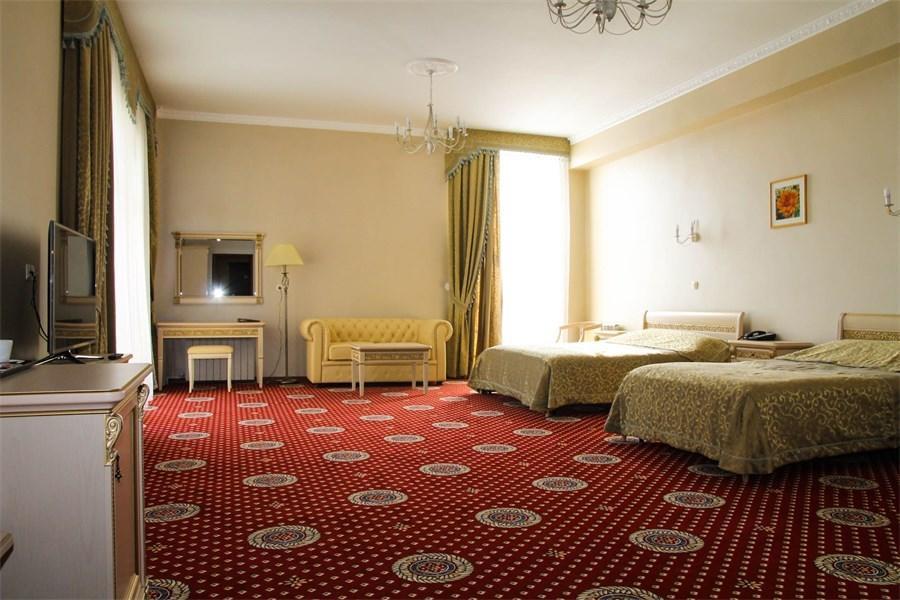 Rivera Khabarovsk Hotel Ngoại thất bức ảnh